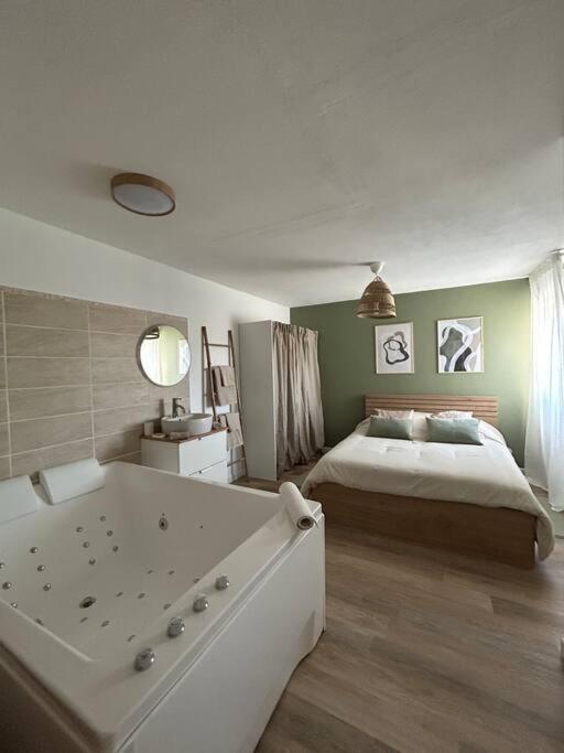 Romantique Room Muret Bagian luar foto